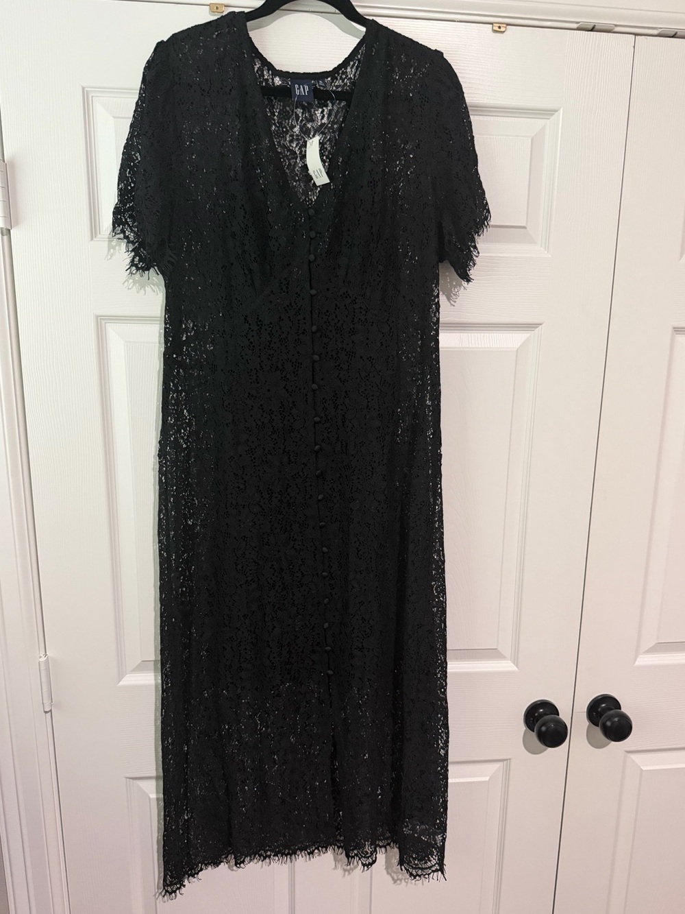 GAP Lace V Neck MIDI Dress